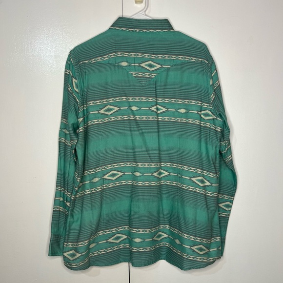 NWT Women’s Ariat Teal Pearl Snap Button Down XL - Picture 2 of 4